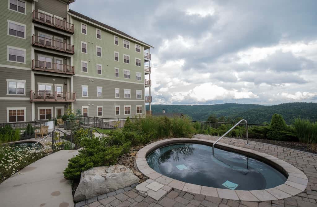 2 Br: Soaring Eagle 317