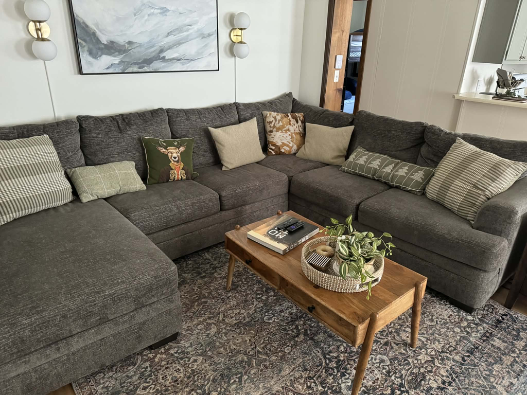 3Br: Summit 101B