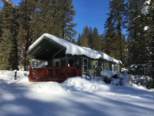 Lone Pine Place