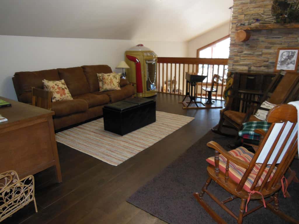 Middlefork River Chalet