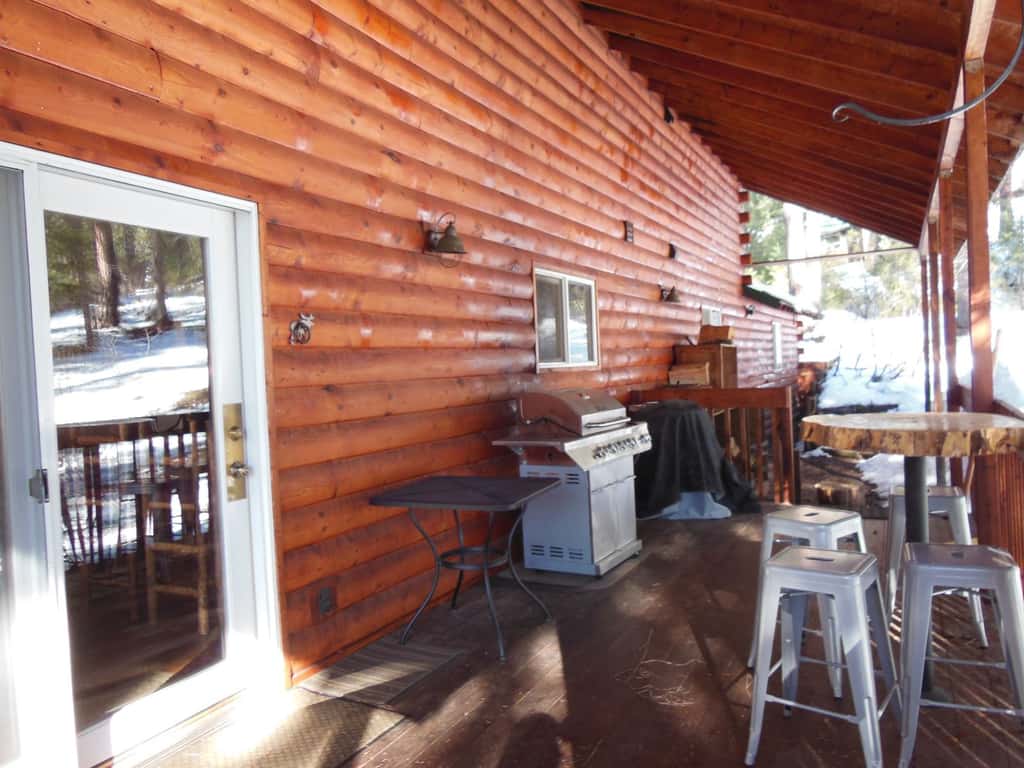 Middlefork River Chalet