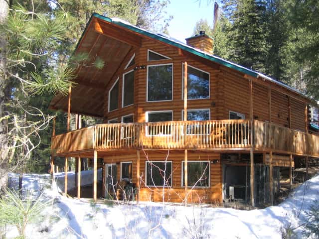 Middlefork River Chalet