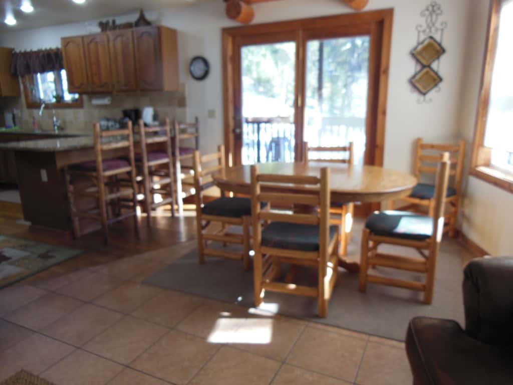Middlefork River Chalet