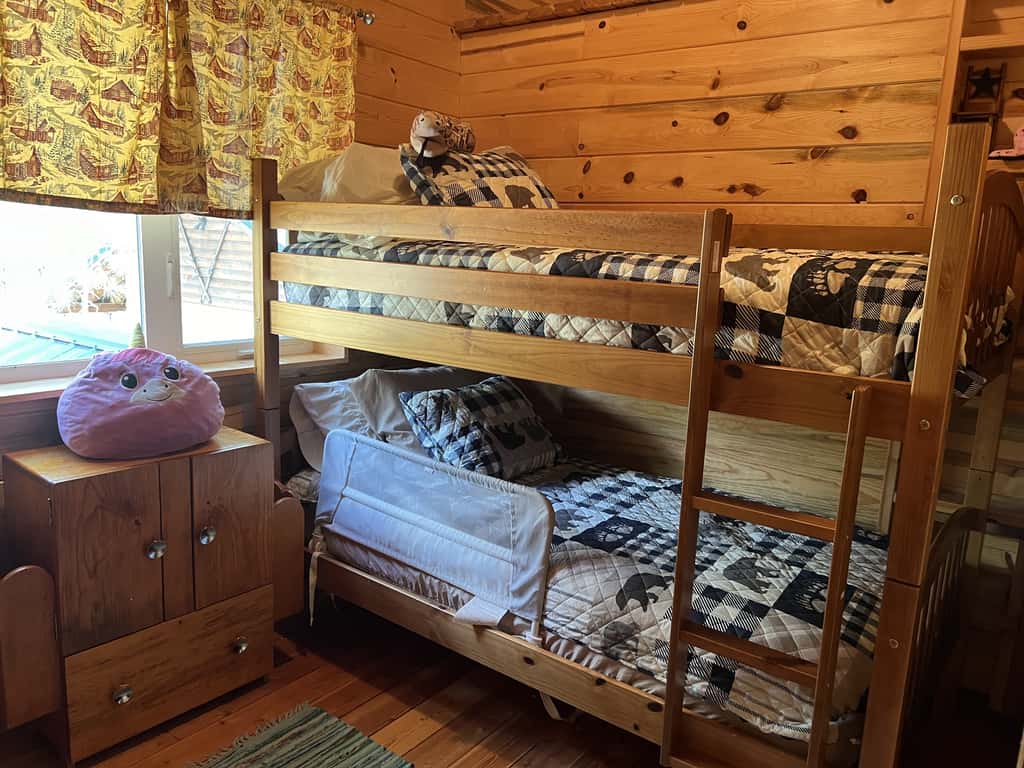 Eagle River Lodge