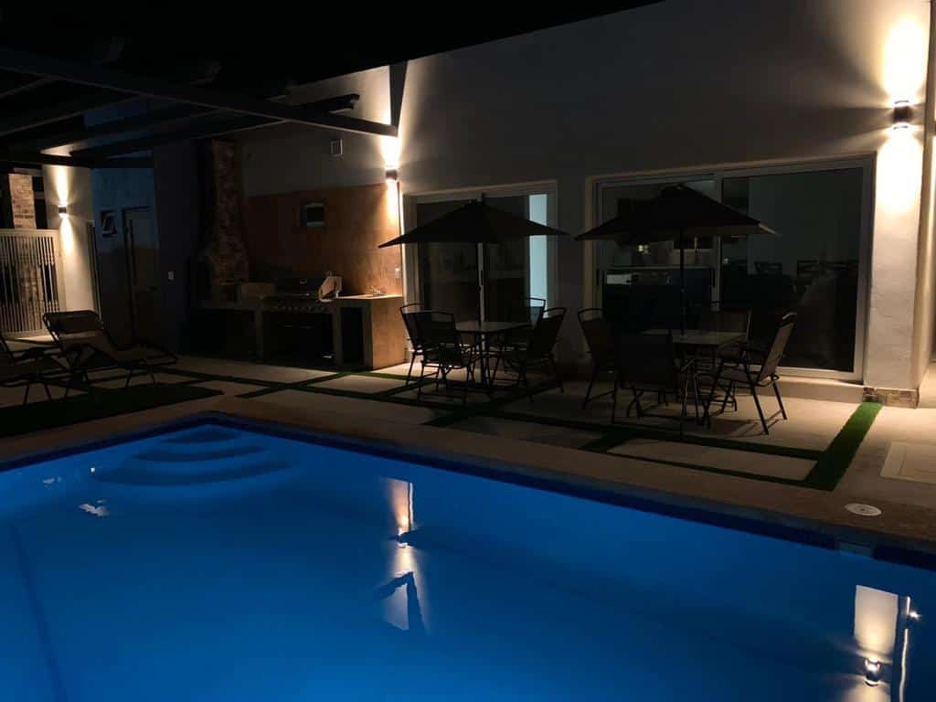 Country club 482