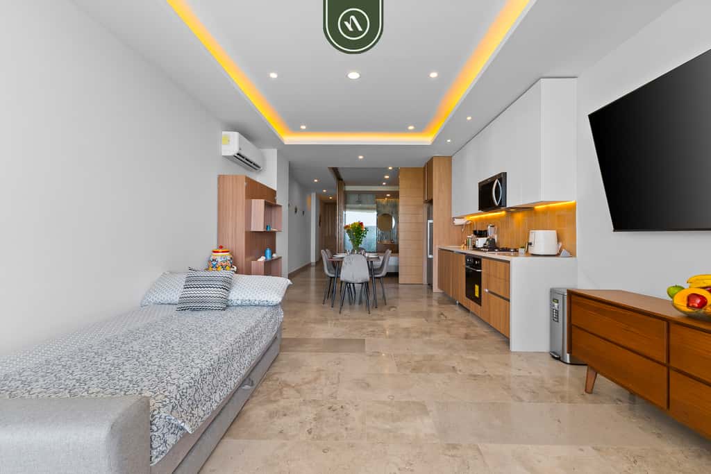 Naarena 402