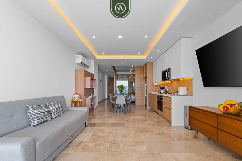 Naarena 402