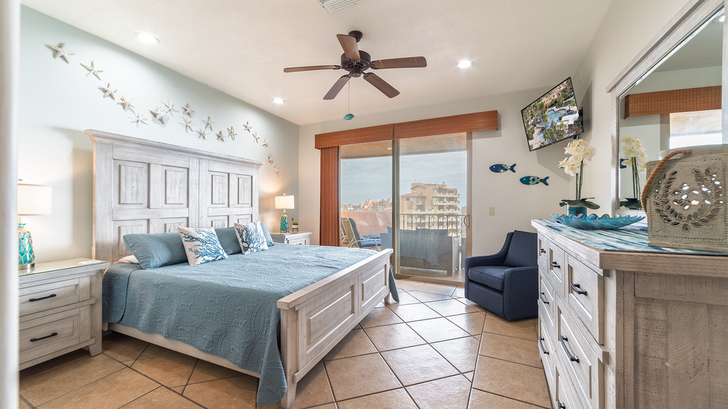 BELLA SIRENA  BD 703 Cozy Blue Ocean Oasis Ocean View Condo