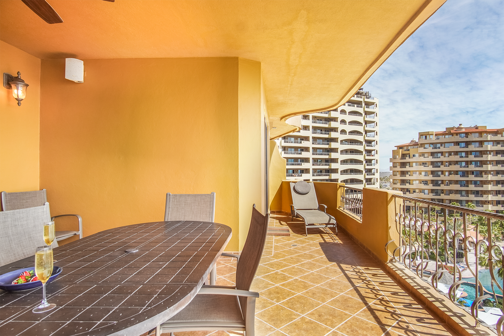 Bella Sirena BE 604 Scenic Luxury Ocean Front  Condo