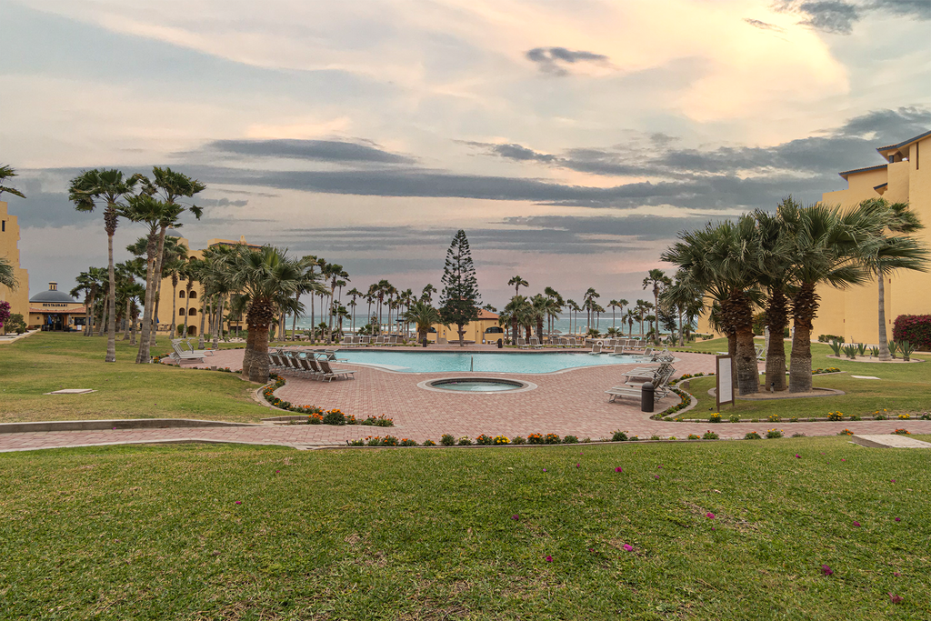 C 105 Piece of Paradise Premium Ground Floor Condo