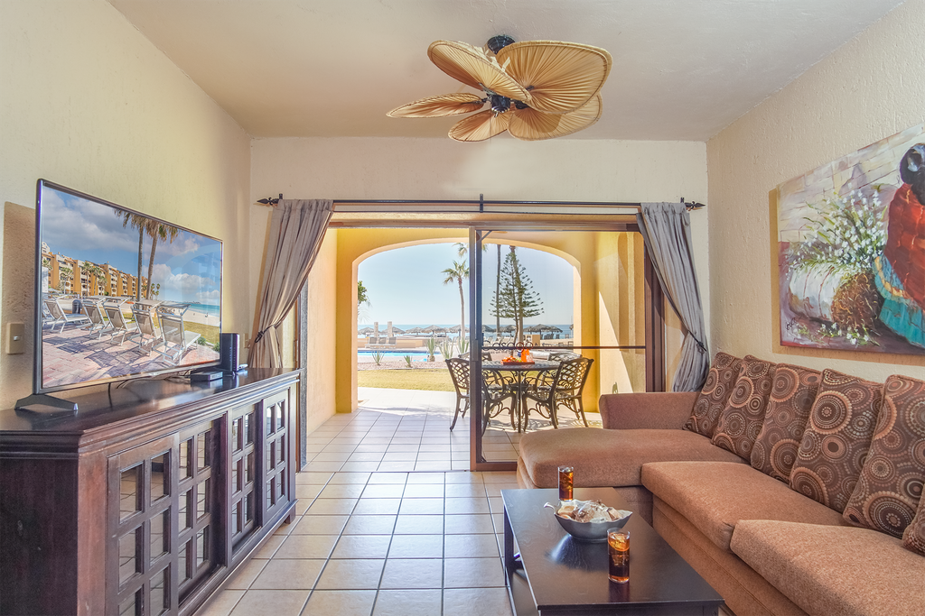 Princesa Resort E-101 Off The Hook Simply Elegant Ocean Front Condo