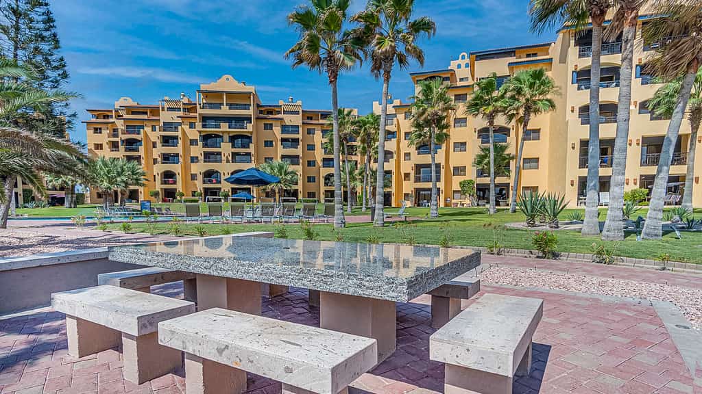 Princesa Resort A-406 Sandy Feet Retreat with Terrace Overlooking Pool and Ocean Front