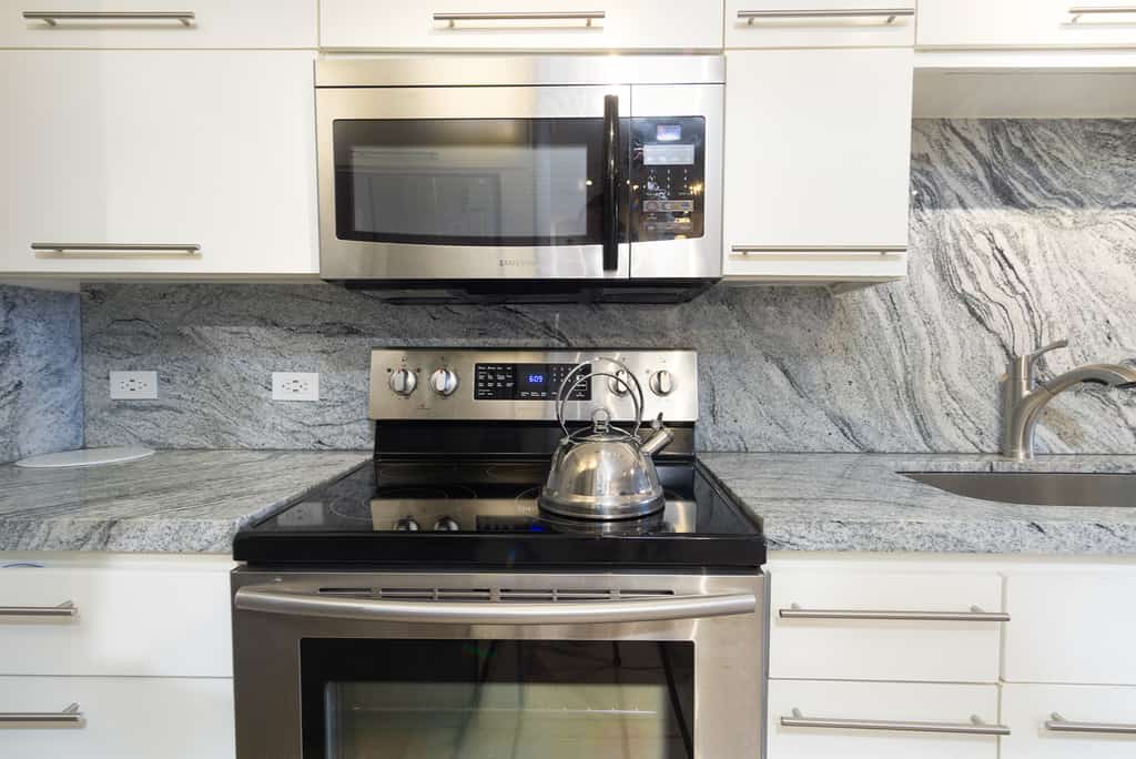 Princesa Resort B-106 Crystal Shores Refuge Ground Floor Condo Ocean View