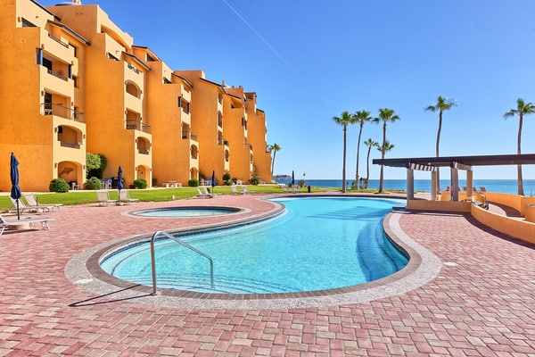Princesa Resort B-207 Beach Blessing Retreat Ocean View Well Furnished Condo