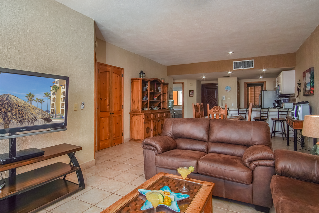 Princesa Resort B-306 Pelican's Post Ocean View Safe Condo