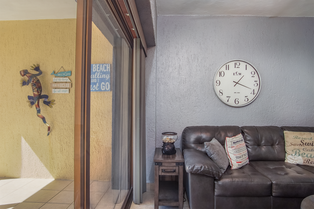 Princesa Resort D-208 Living Water Clean Spacious Condo