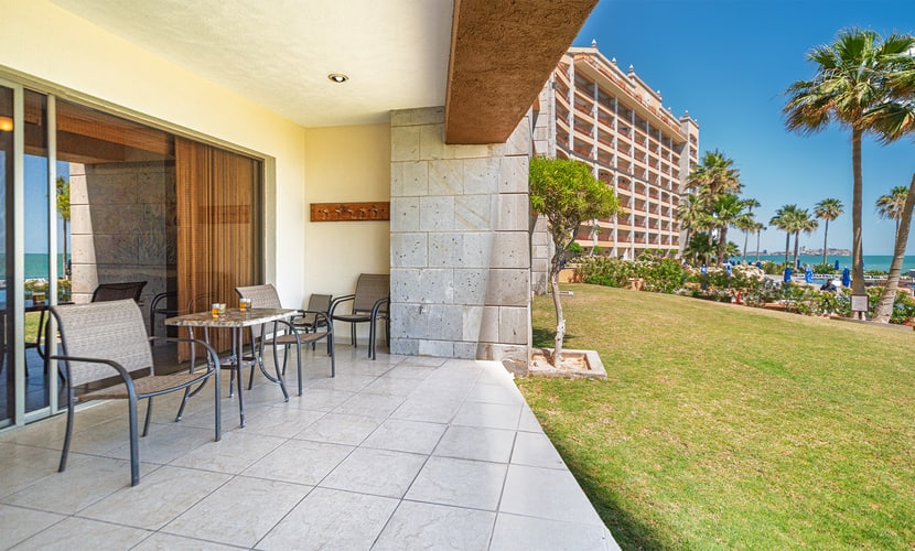 Sonoran Sun W109 Spacious Getaway Ground Floor Spacious Ocean Front Condo