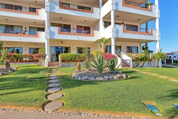 Casa Blanca CB-102 Let Me Count The Waves Beautiful View Condo