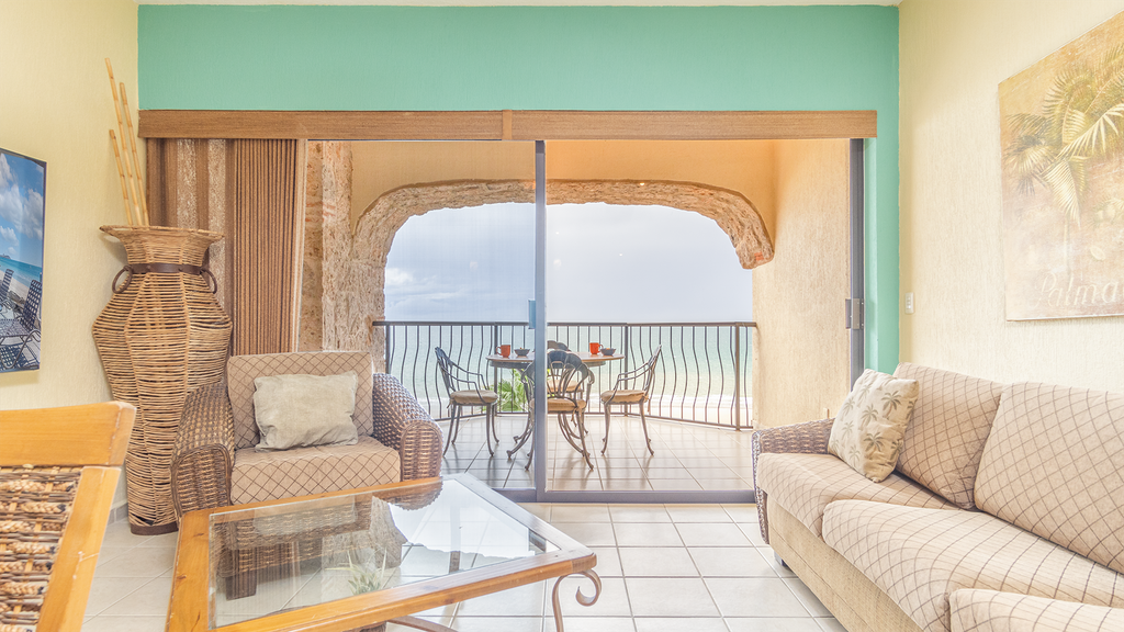 Sonoran Sea E-511 Seascape Retreat Sophisticated Oceanfront Condo