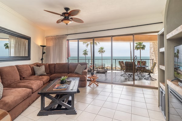 Sonoran Sea W-207 Stylish Getaway Adorable Oceanfront Condo