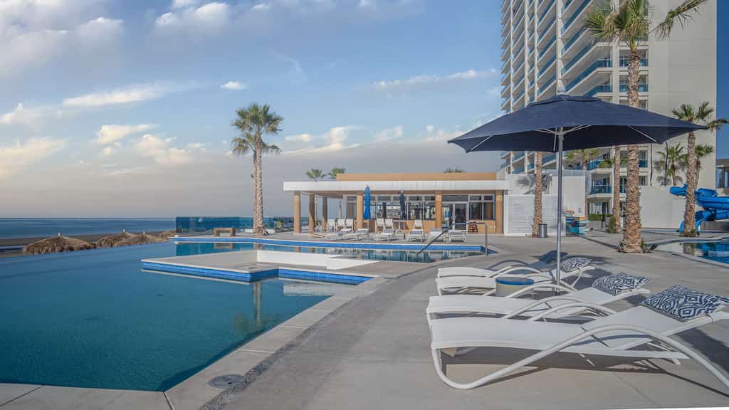 Splash in New Lazy River/Stay in Modern Luxury Encanatmae 703
