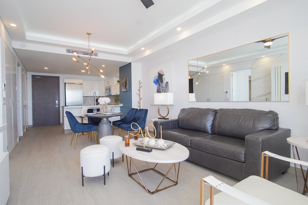 Encantame Towers Velero 903