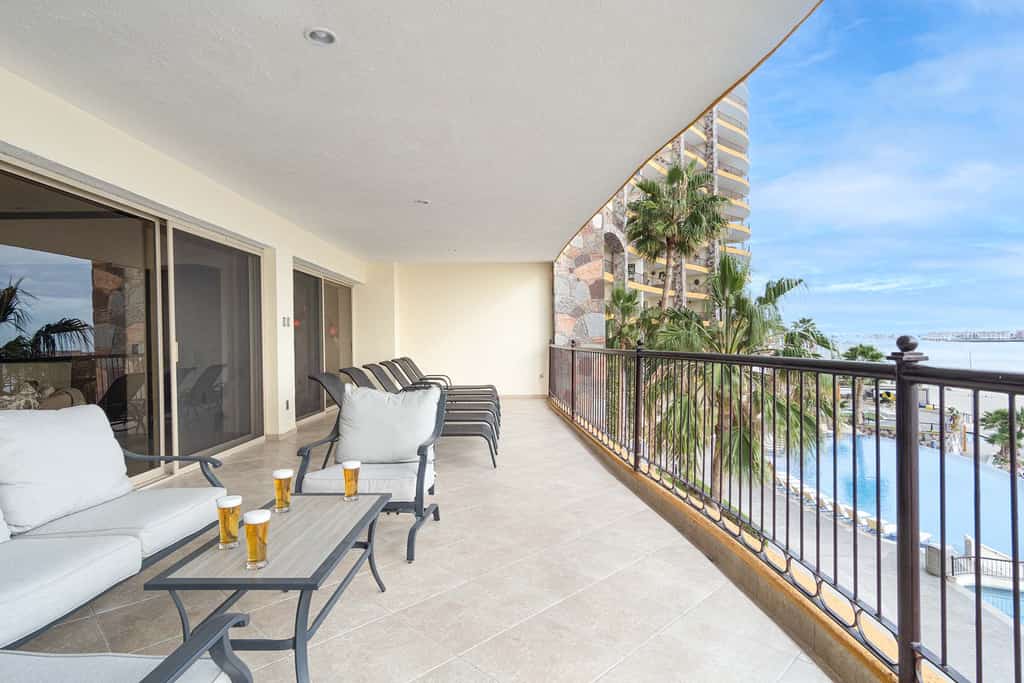 Sonoran Sky Resort 310 Vacationer's Dream Getaway Ocean Front Condo