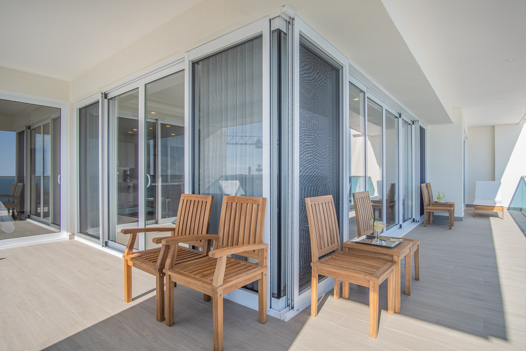 Family Paradise Splash in The New Lazy River and Sleep In Luxury Encantame Towers C 1701