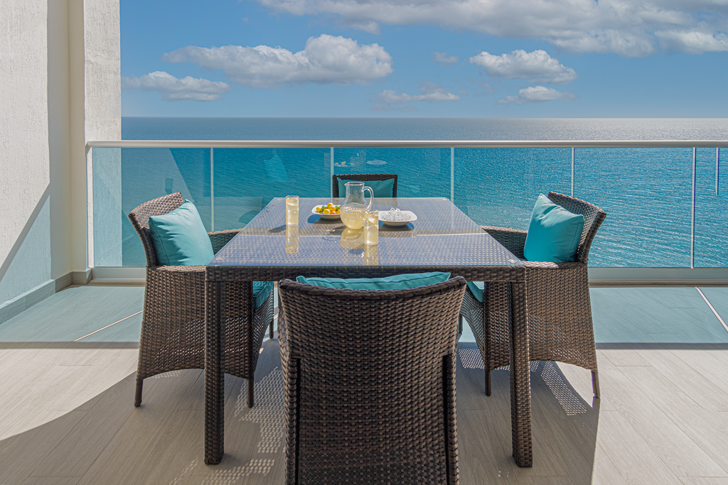 Splash in The New Lazy River and Sleep In Luxury Encantame Velero 1103