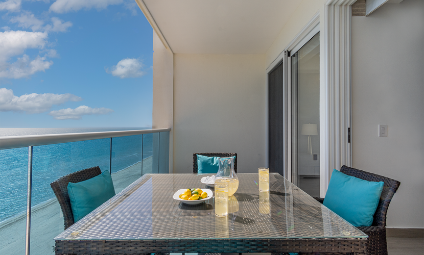 Splash in The New Lazy River and Sleep In Luxury Encantame Velero 1103
