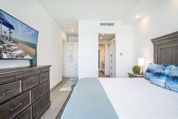 Family Paradise! Splash in The New Lazy River and Sleep In Luxury Encantame Velero 2101