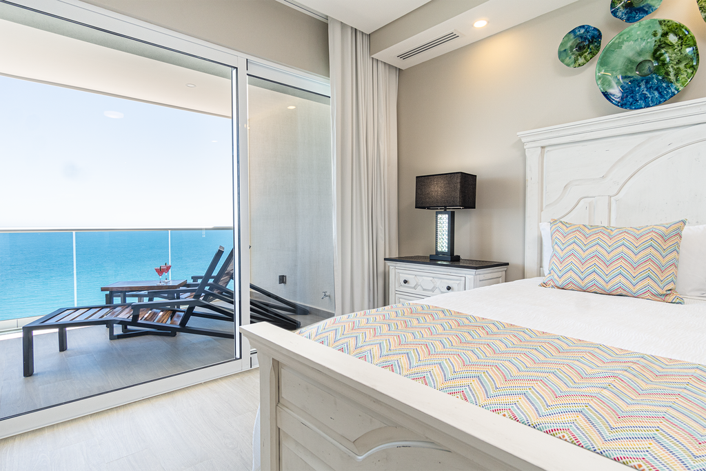 Encantame Towers Velero 2204
