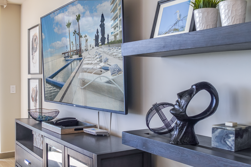 Awesome 3 bedroom condo Encantame Tower E 201