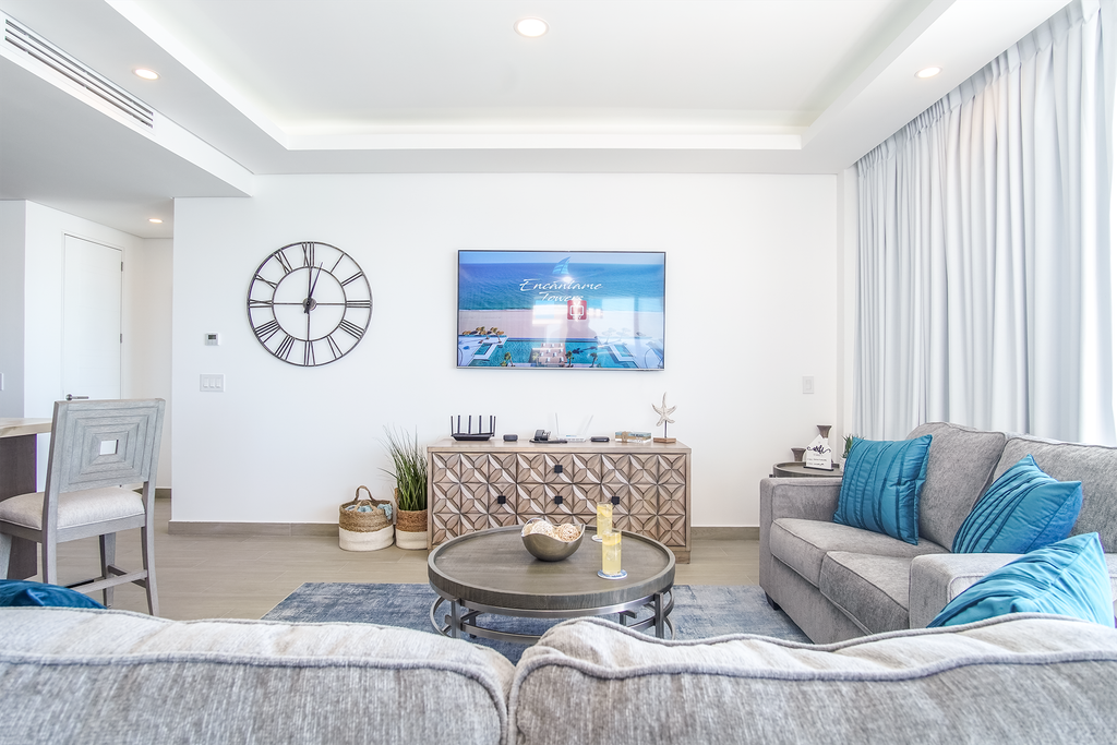 Stunning Beach front Encantame Verano 605