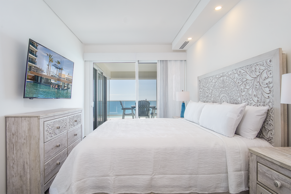 Breathtaking 3 bedroom condo Encantame Towers Velero 1801