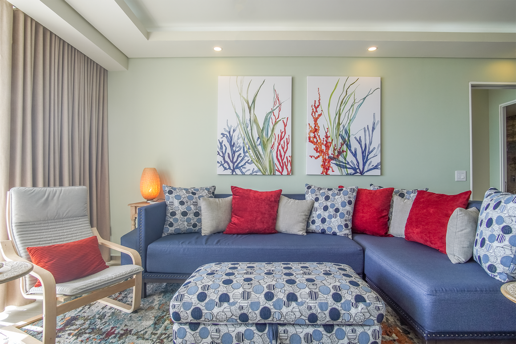 Beautiful 2 bedroom condo Encantame Tower E 802