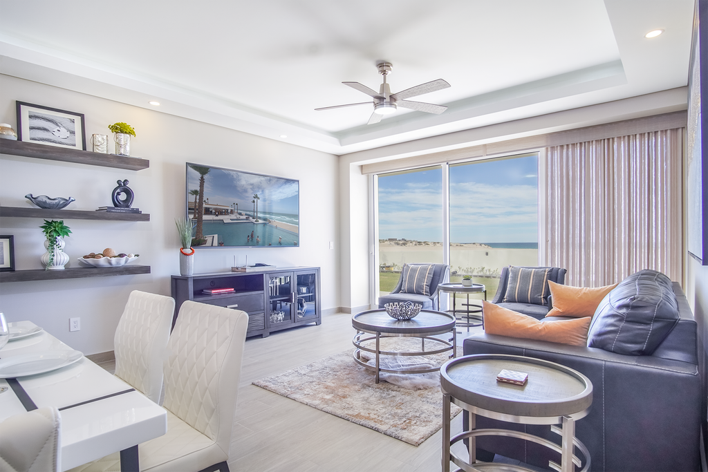 Spectacular 2 bedroom condominium Encantame E102