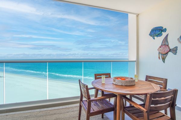 Wonderful 1 bedroom condominium (Encantame Verano 1103)