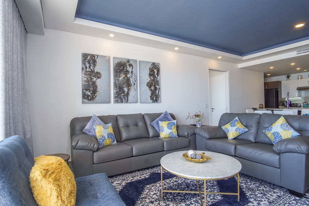 Looking for the perfect scape from the city? Peaceful 2 bedroom condo Verano 804
