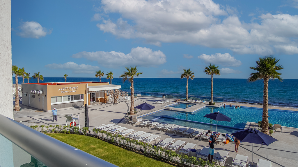Amazing Beach Front Condo Velero 204 at Encantame Towers