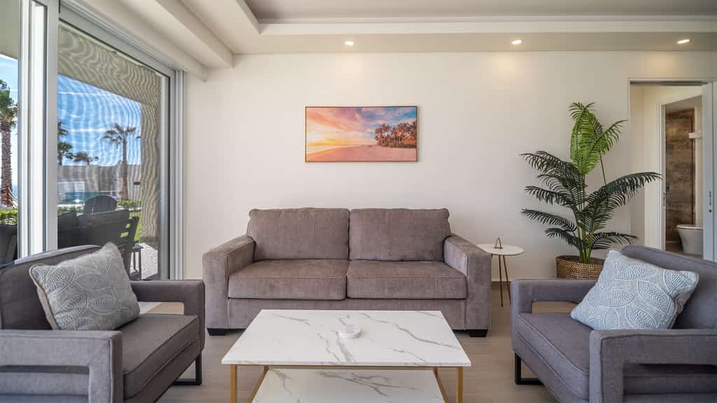 Spectacular 2 Bedroom Ground Floor condominium Encantame E104