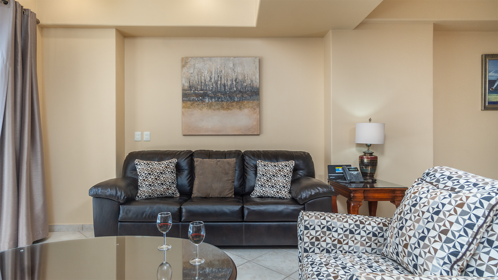 Topaz 402 1 BR 1BA condo @ Las Palomas