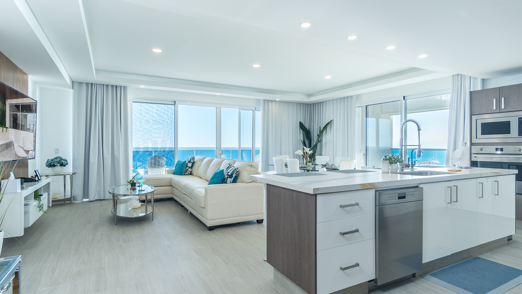 Impressive & beautiful 3 bedroom unit Ocean Front Encantame Velero-2301