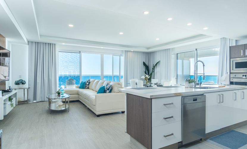Impressive & beautiful 3 bedroom unit Ocean Front Encantame Velero-2301