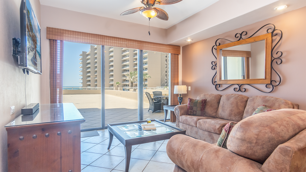 Las Palomas 3 BR 2 BA Topaz 107