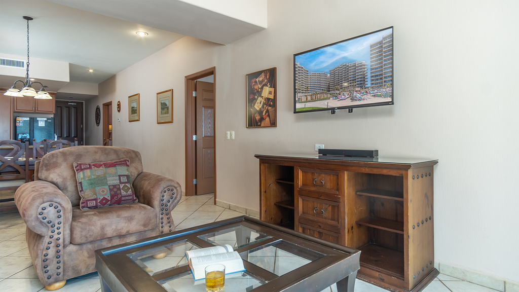Las Palomas 3 BR 2 BA Topaz 107