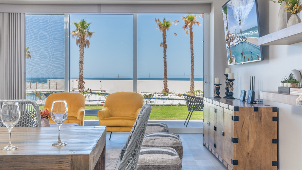 Luxurious 2 Bedroom Ground floor Condo W104