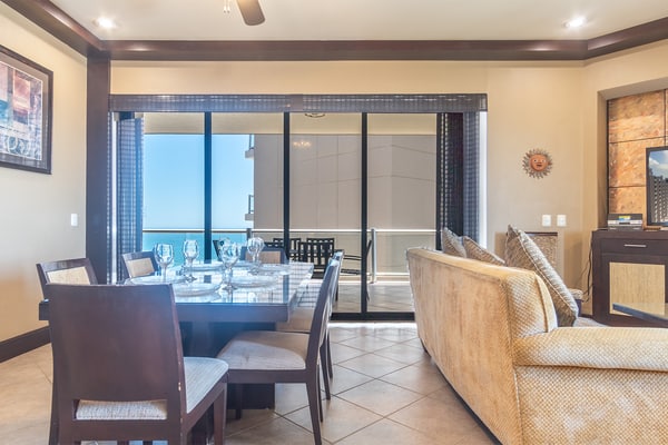 Las Palomas Phase I Rubi 901 Exceptional OceanView 3BR 3BA Unit