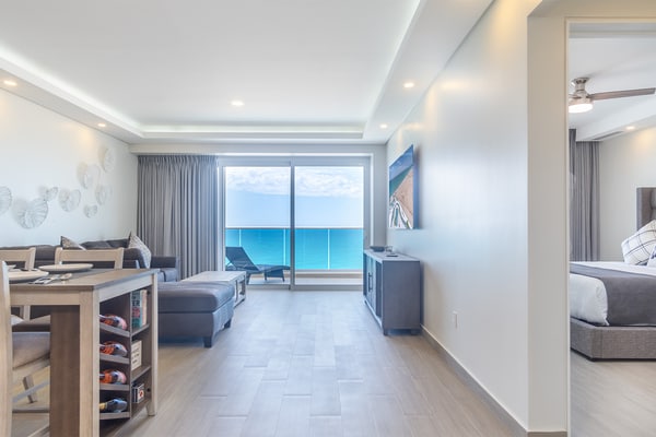 New & Amazing condo @ Encantame W604