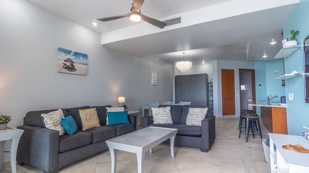 Las Palomas Phase II Coronado 605 Exceptional Oceanfront Unit.